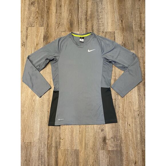 Nike Men’s Crossover Long Sleeve Shirt Size Small - Picture 1 of 11